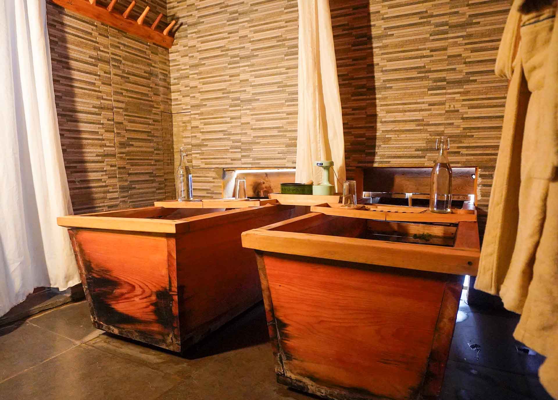Massage room at Gaki Spa, Rema Resort